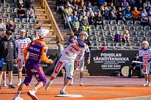 MIESTEN SUPERPESIS, VÄLIERÄT: SoJy - Veto